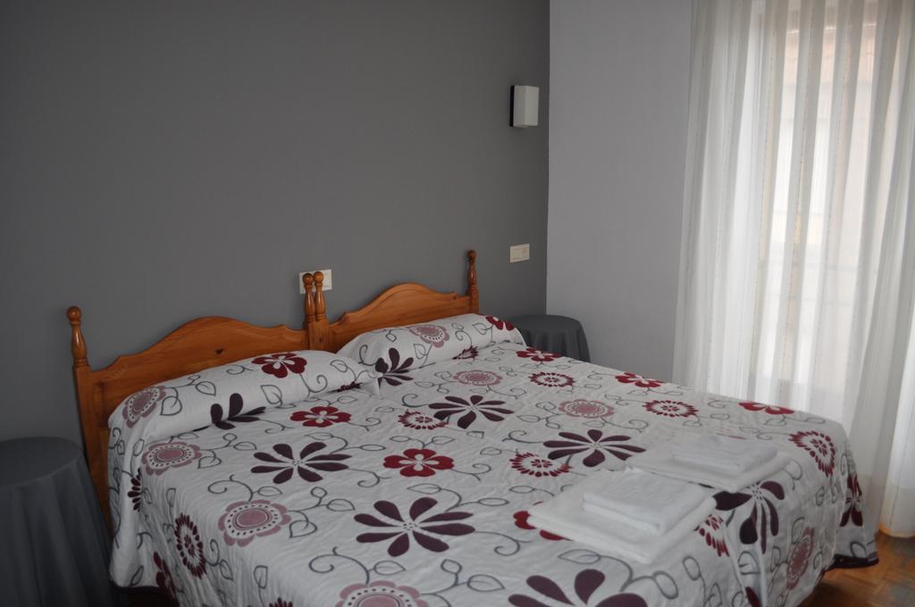 Hostal La Tablada نافالينو الغرفة الصورة