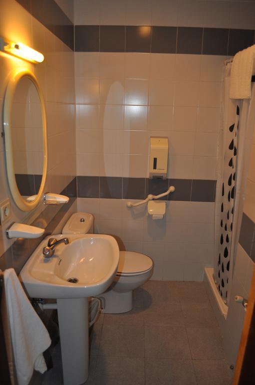 Hostal La Tablada نافالينو الغرفة الصورة